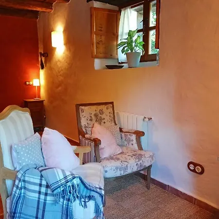 Casa Rectoral De Samartin. Daire *